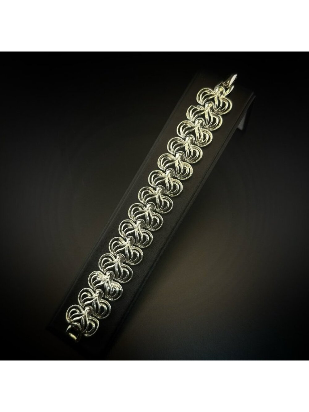 Vintage Coro Bracelet Silver Tone Scroll Open Work Link 1950s MCM Botanical